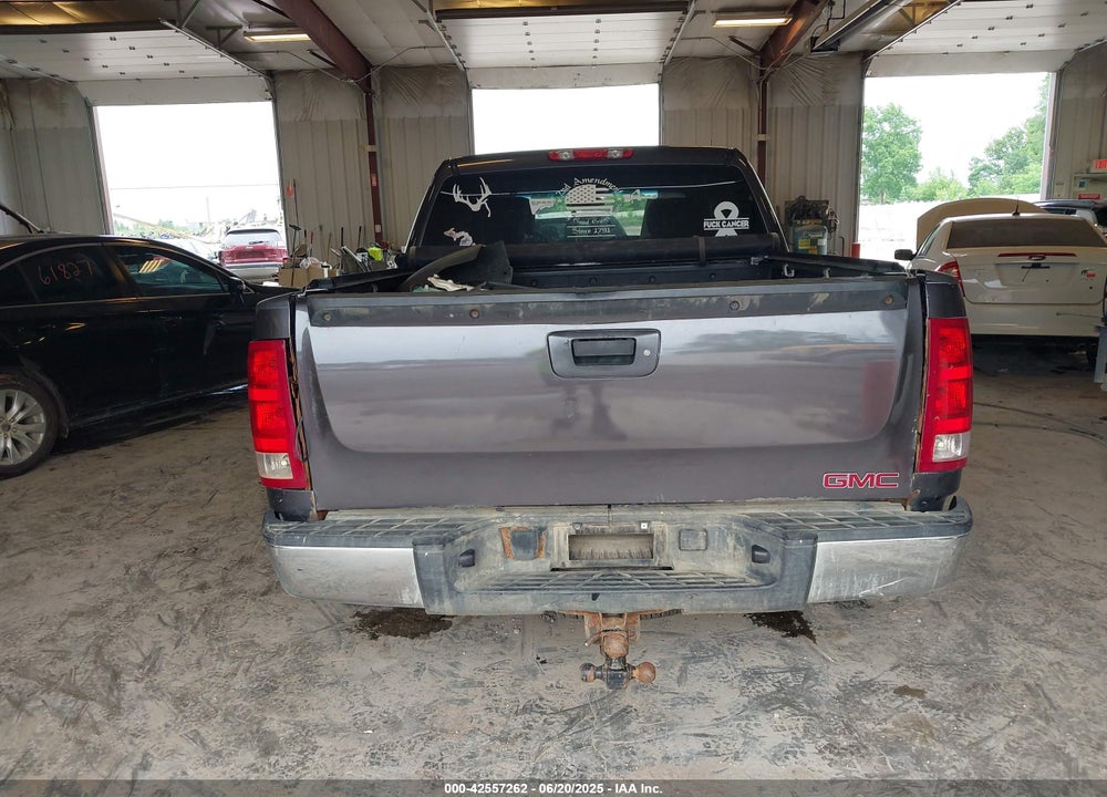 2011 GMC SIERRA 1500 SLE VIN: 3GTP2VE32BG225981