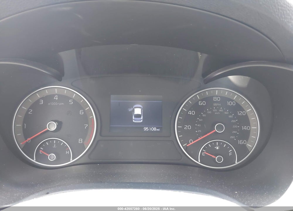 2019 KIA OPTIMA VIN: 5XXGT4L36KG307208