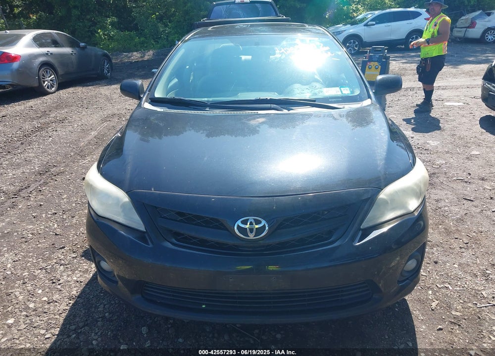 2011 TOYOTA COROLLA LE VIN: 2T1BU4EE7BC618711