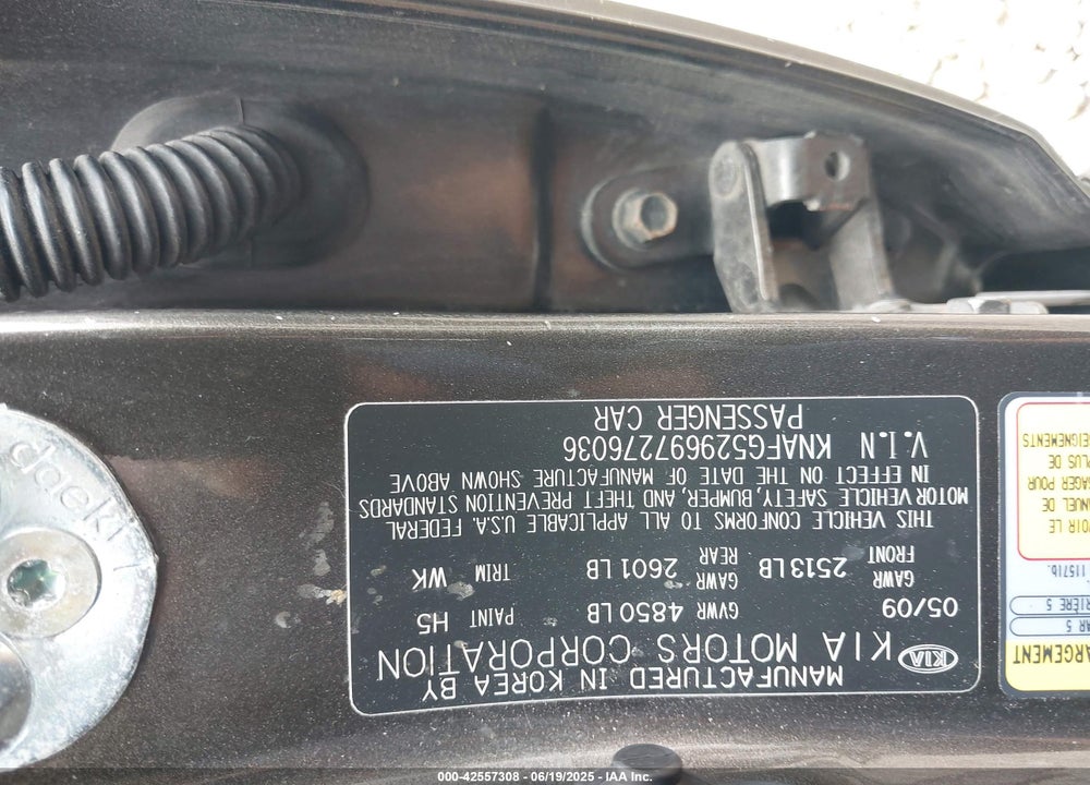 2009 KIA RONDO VIN: KNAFG529697276036