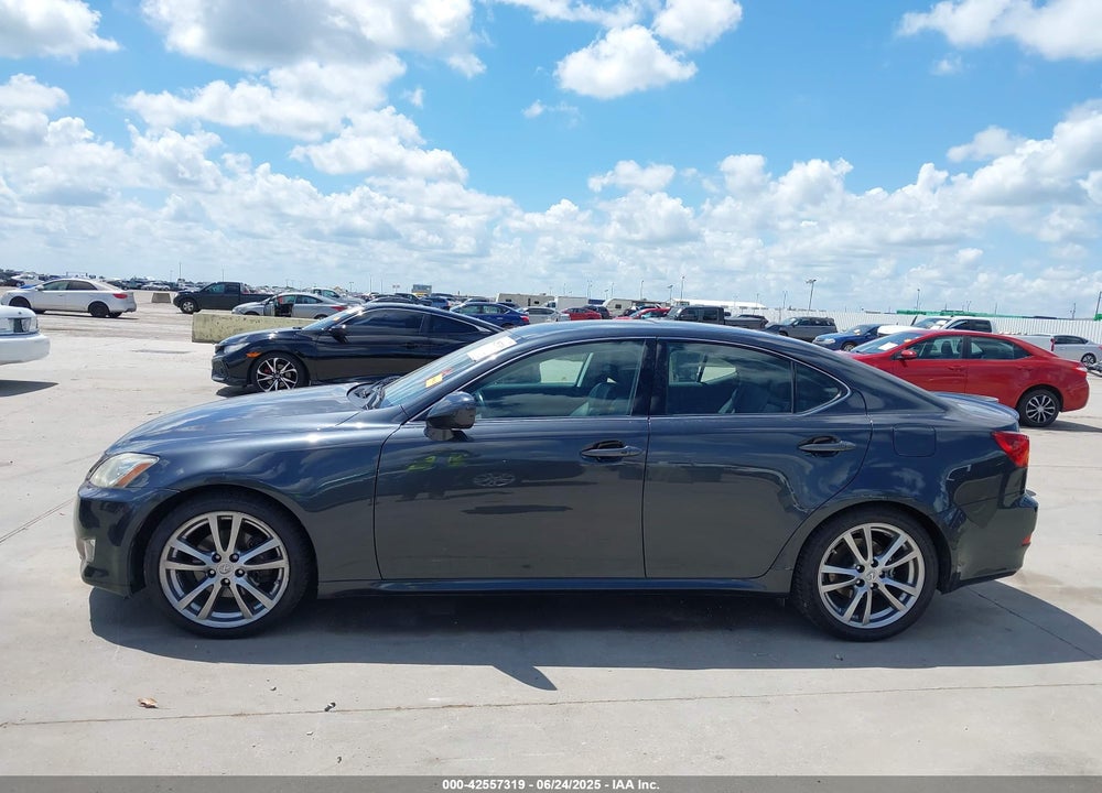 2008 LEXUS IS 250 VIN: JTHBK262985068513