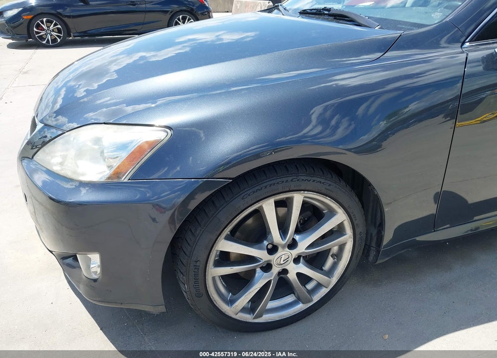 2008 LEXUS IS 250 VIN: JTHBK262985068513