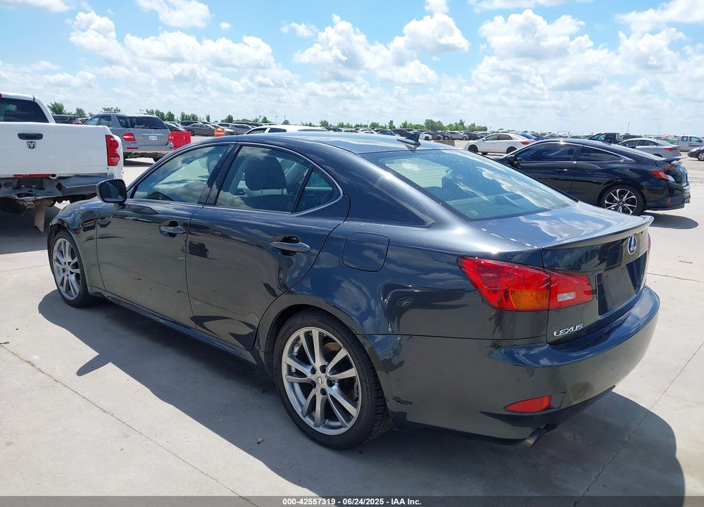 2008 LEXUS IS 250 VIN: JTHBK262985068513