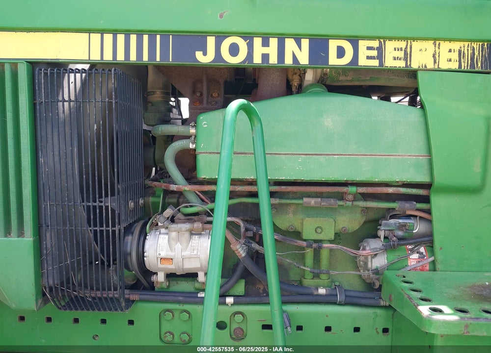 1991 JOHN DEERE 4955 TRACTOR VIN: RW4955P008599
