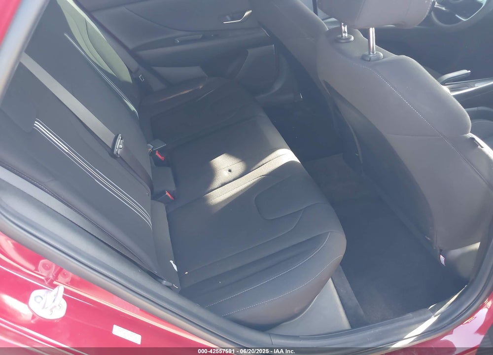 2023 HYUNDAI ELANTRA VIN: KMHLM4AG1PU467138