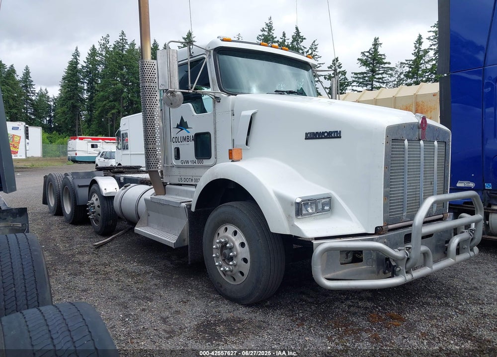 2013 KENWORTH CONSTRUCTION T800 VIN: 1XKDP4EX1DR357199