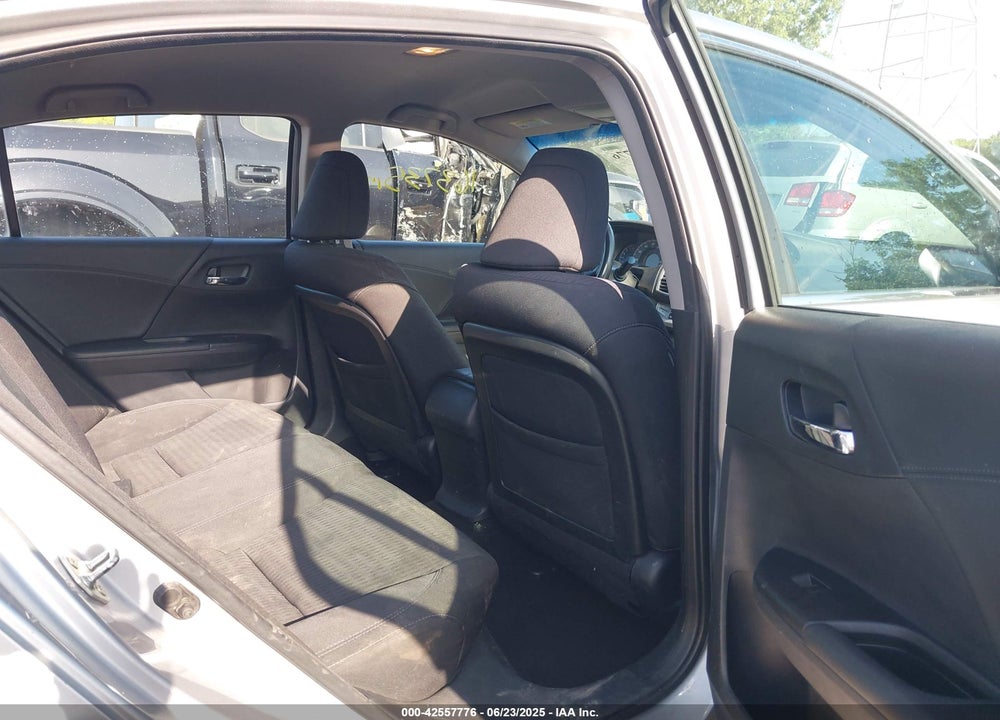 2013 HONDA ACCORD VIN: 1HGCR2F53DA270245