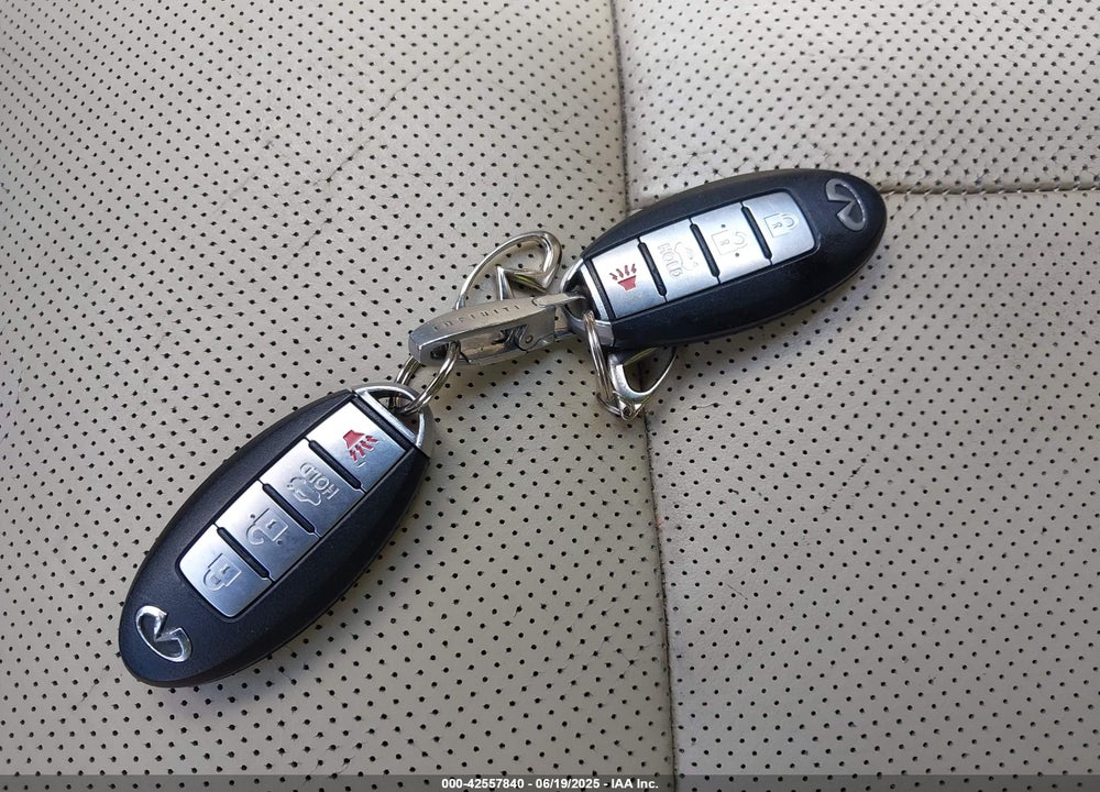 2008 INFINITI M45X VIN: JNKBY01F28M550498