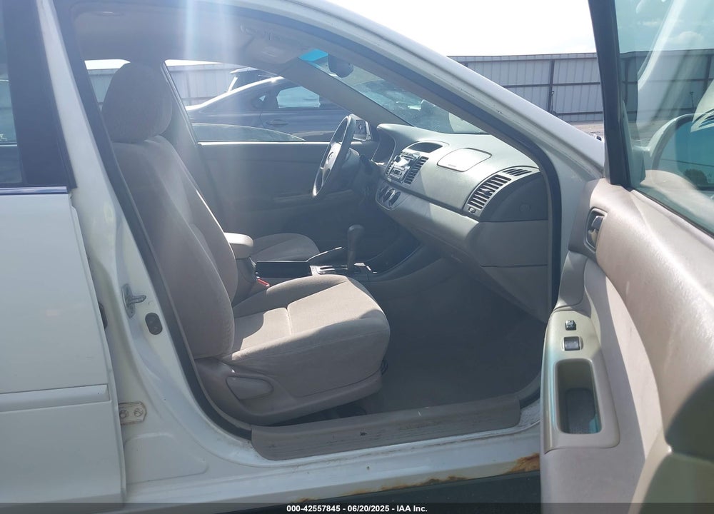 2002 TOYOTA CAMRY LE VIN: 4T1BE32K42U025128