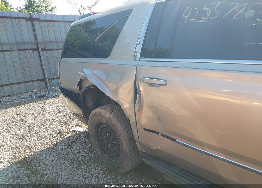 2015 GMC YUKON XL 1500 VIN: 1GKS2JKJ3FR291696