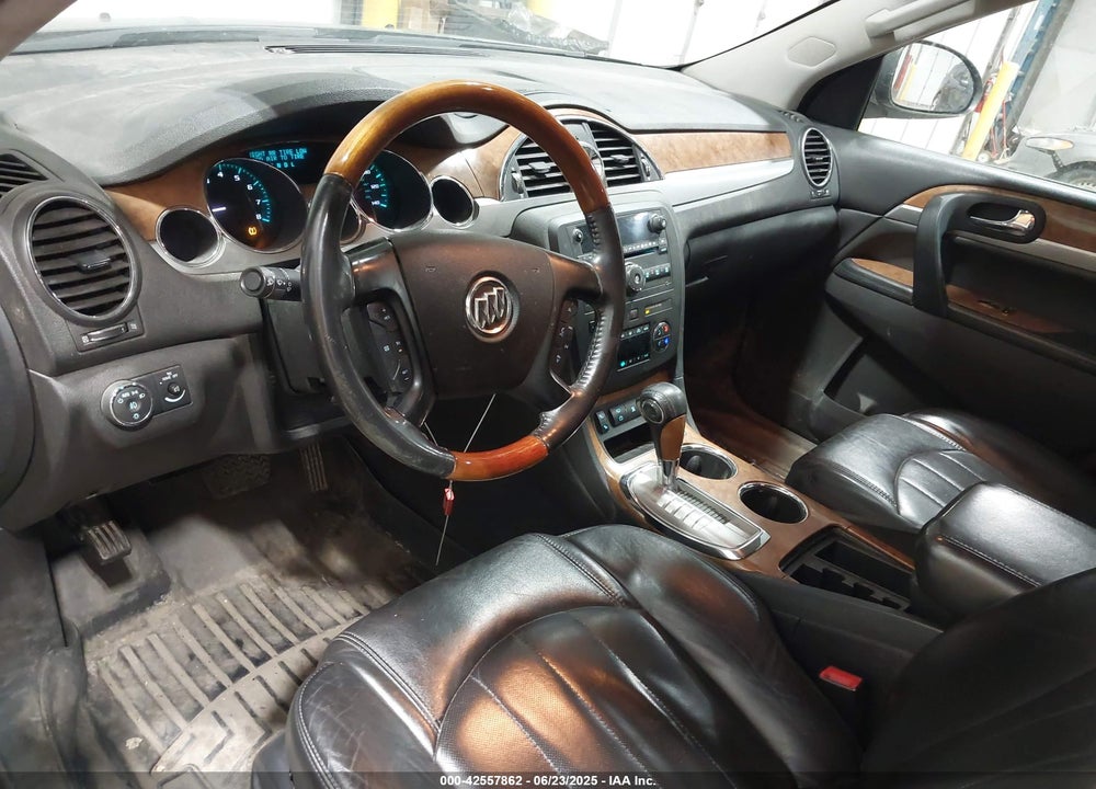 2011 BUICK ENCLAVE VIN: 5GAKVBED0BJ251679