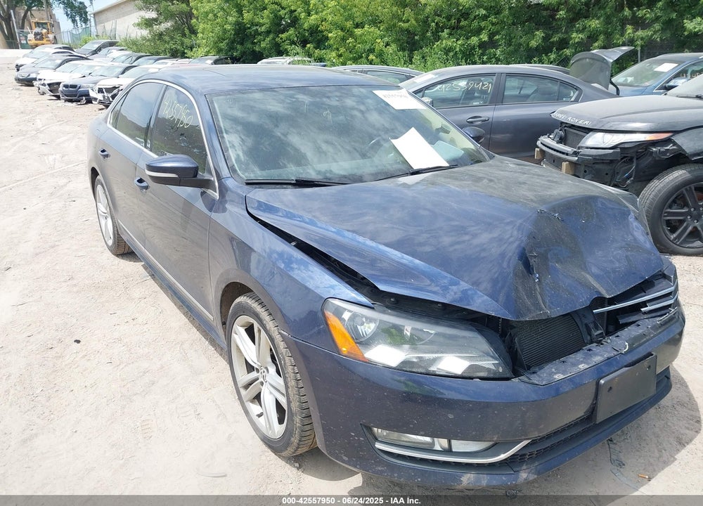 2013 VOLKSWAGEN PASSAT VIN: 1VWBN7A30DC014039