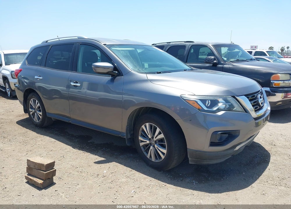 2017 NISSAN PATHFINDER S VIN: 5N1DR2MN5HC626920