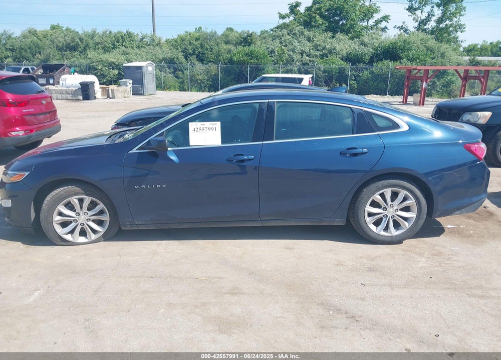 2019 CHEVROLET MALIBU VIN: 1G1ZD5ST8KF200360