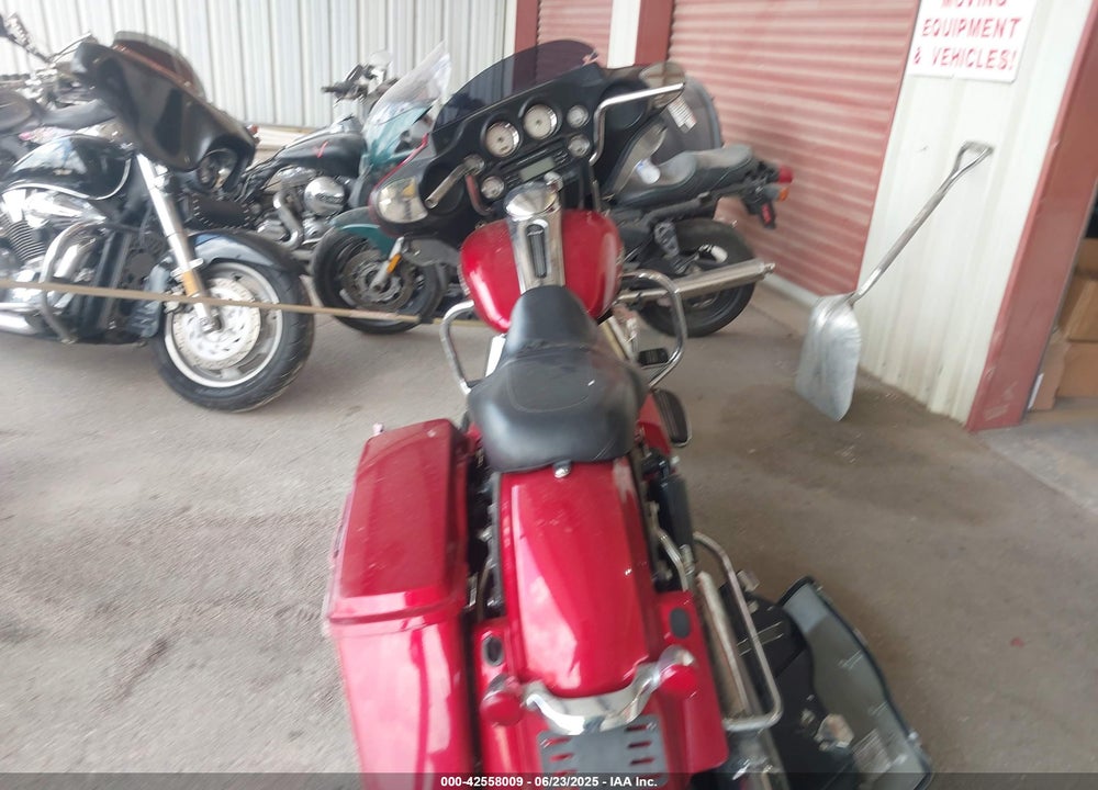 2013 HARLEY-DAVIDSON FLHX STREET GLIDE VIN: 1HD1KBM16DB627601