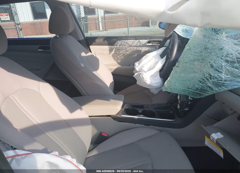 2018 HYUNDAI SONATA VIN: 5NPE34AF1JH651259
