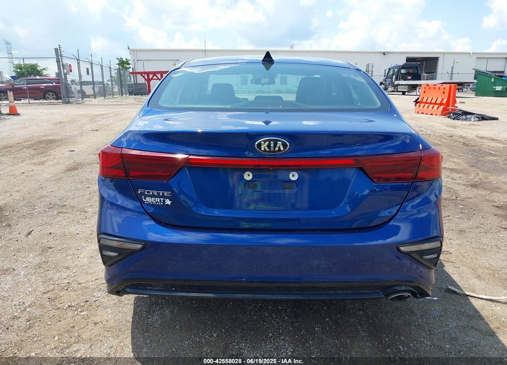 2019 KIA FORTE LXS VIN: 3KPF24AD3KE114646