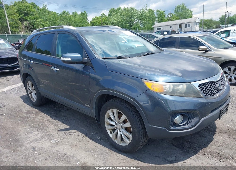 2011 KIA SORENTO EX V6 VIN: 5XYKUDA24BG080632