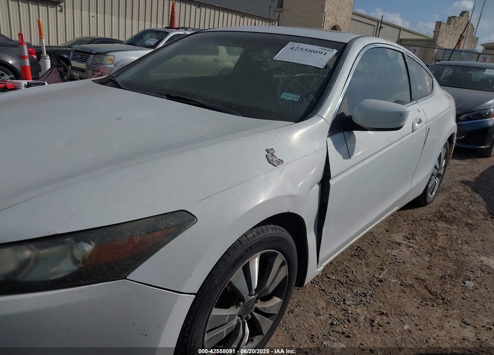 2009 HONDA ACCORD VIN: 1HGCS12799A018951