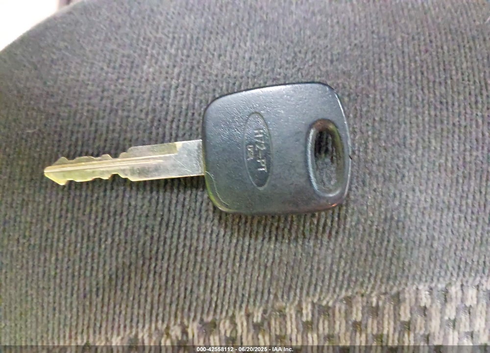 2000 FORD F-150 LARIAT/WORK SERIES/XL/XLT VIN: 1FTRX18W9YNB67215