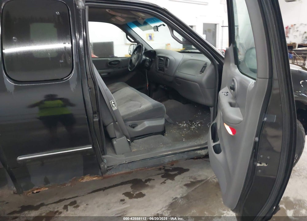 2000 FORD F-150 LARIAT/WORK SERIES/XL/XLT VIN: 1FTRX18W9YNB67215