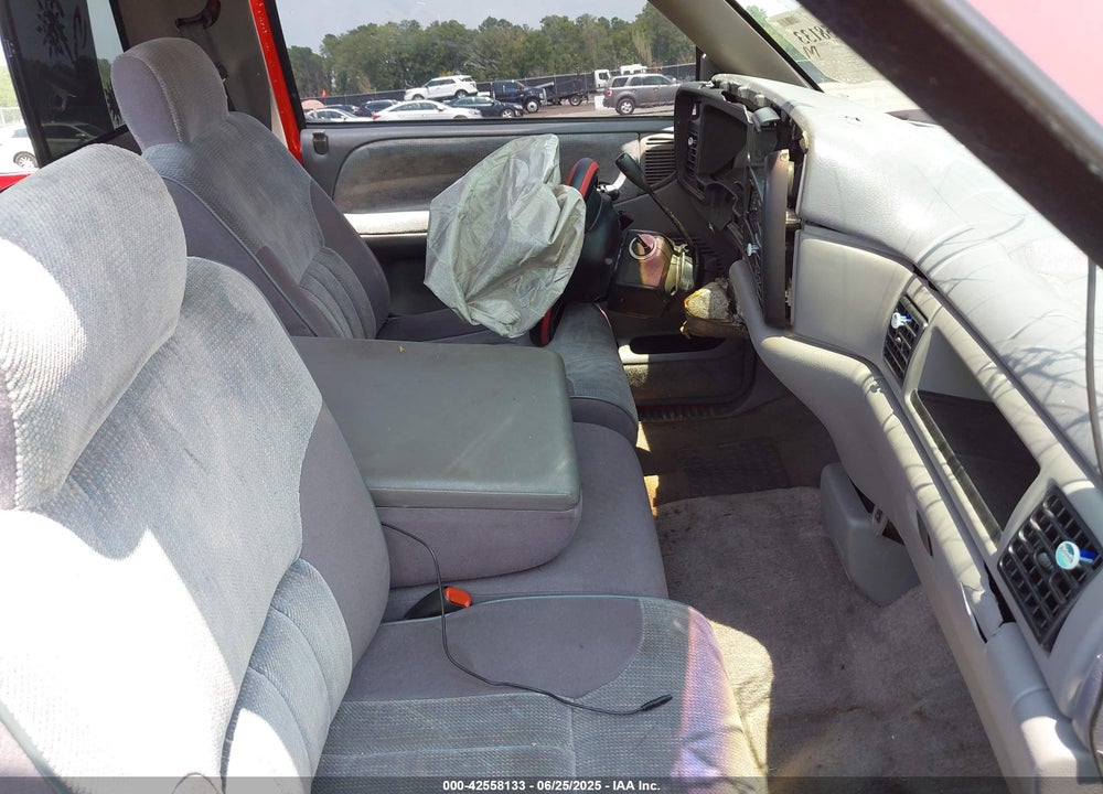 1995 DODGE RAM 1500 VIN: 1B7HC16Y4SS368525