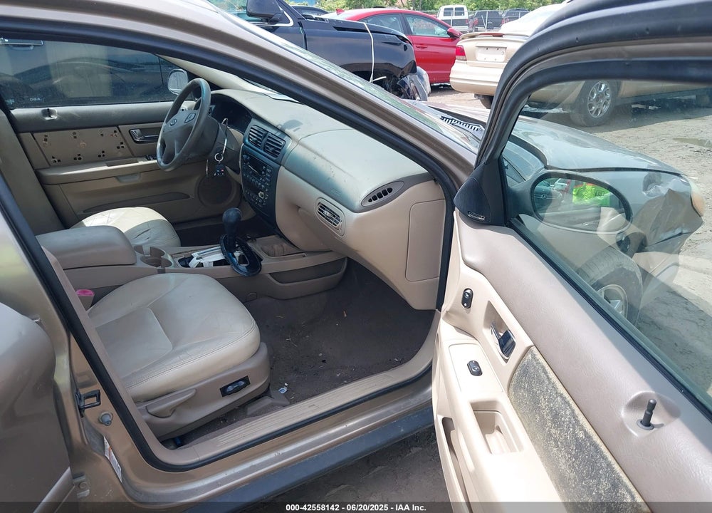 2002 FORD TAURUS SEL VIN: 1FAHP56S82G271263