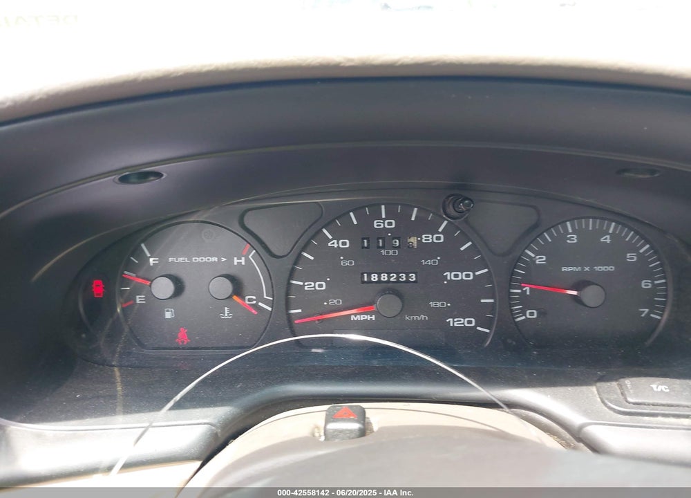 2002 FORD TAURUS SEL VIN: 1FAHP56S82G271263