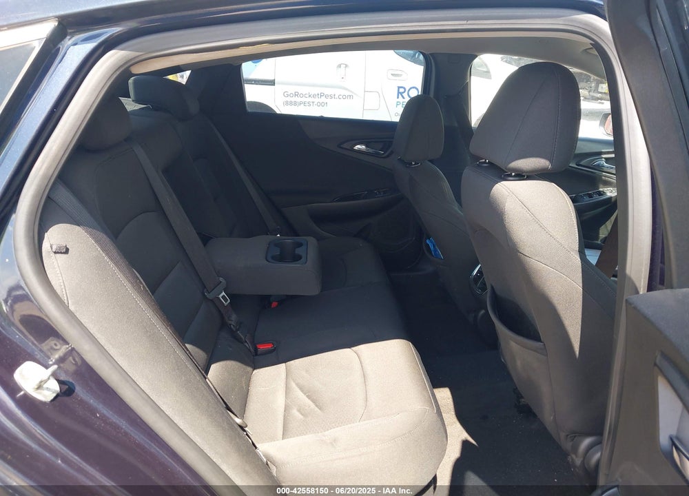 2016 CHEVROLET MALIBU VIN: 1G1ZE5ST7GF184317