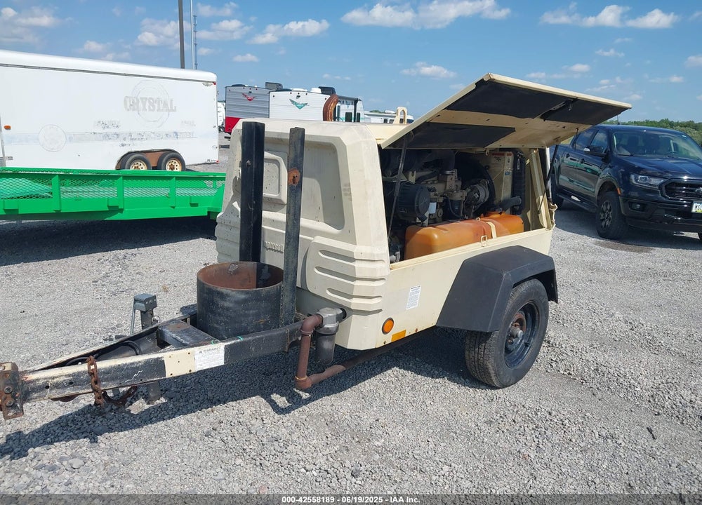 2001 INGERSOLL-RAND COMPRESSOR 1 AXLE TRAILER VIN: 319763UCL221