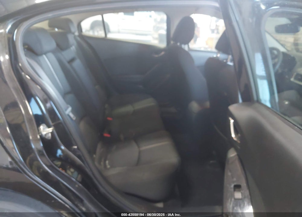 2018 MAZDA MAZDA3 VIN: 3MZBN1U79JM258567