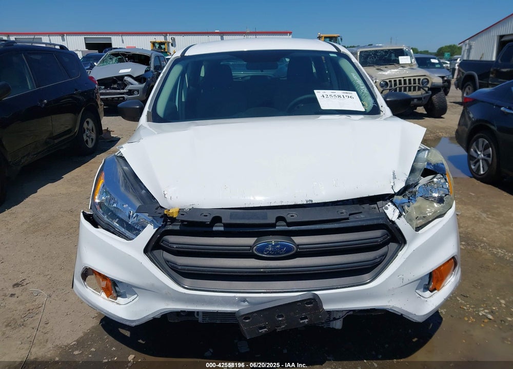 2017 FORD ESCAPE VIN: 1FMCU0F75HUD67692