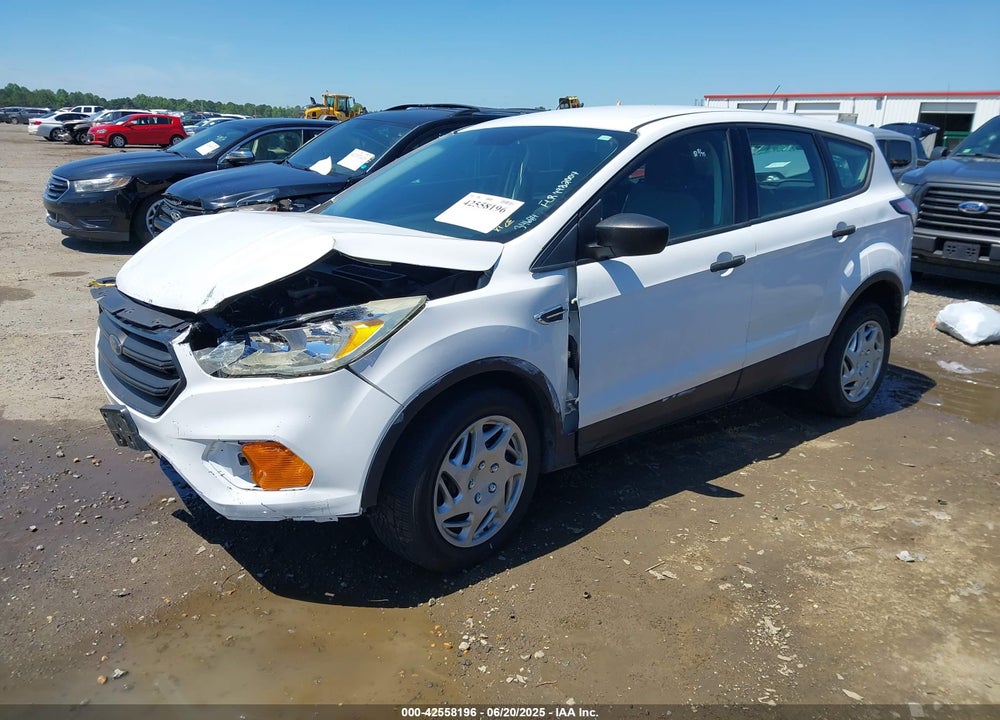 2017 FORD ESCAPE VIN: 1FMCU0F75HUD67692