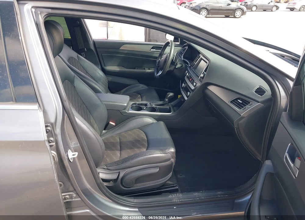 2019 HYUNDAI SONATA VIN: 5NPE34AF3KH771503