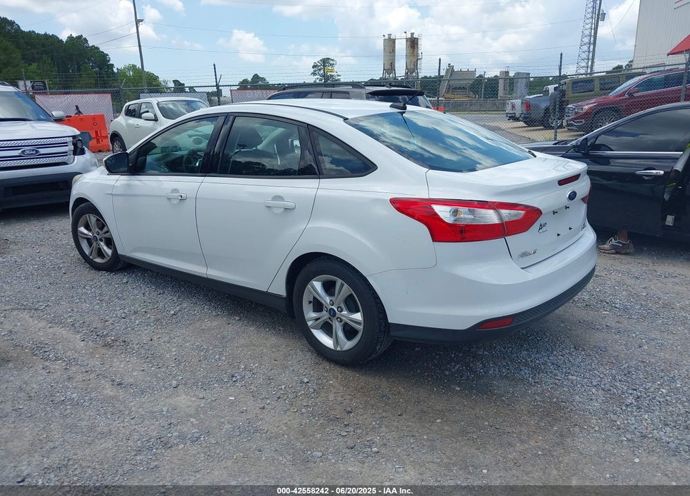 2014 FORD FOCUS VIN: 1FADP3F21EL145017