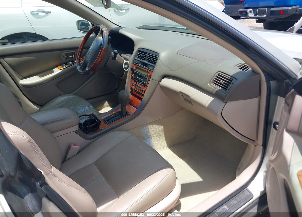 2001 LEXUS ES 300 VIN: JT8BF28G910320471