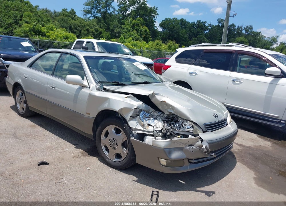 2001 LEXUS ES 300 VIN: JT8BF28G910320471