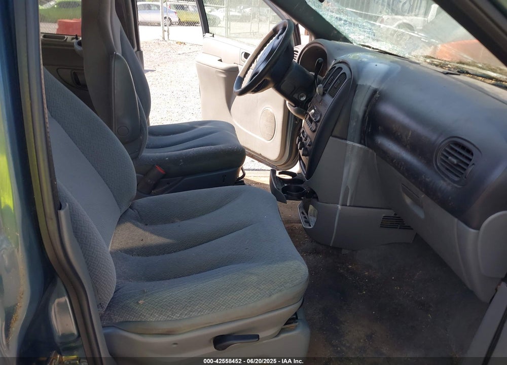 2005 DODGE GRAND CARAVAN SE VIN: 1D4GP24R95B163825