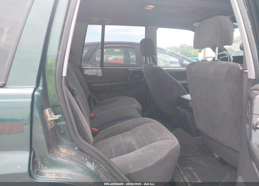 1998 JEEP GRAND CHEROKEE LAREDO VIN: 1J4GZ58S7WC284106