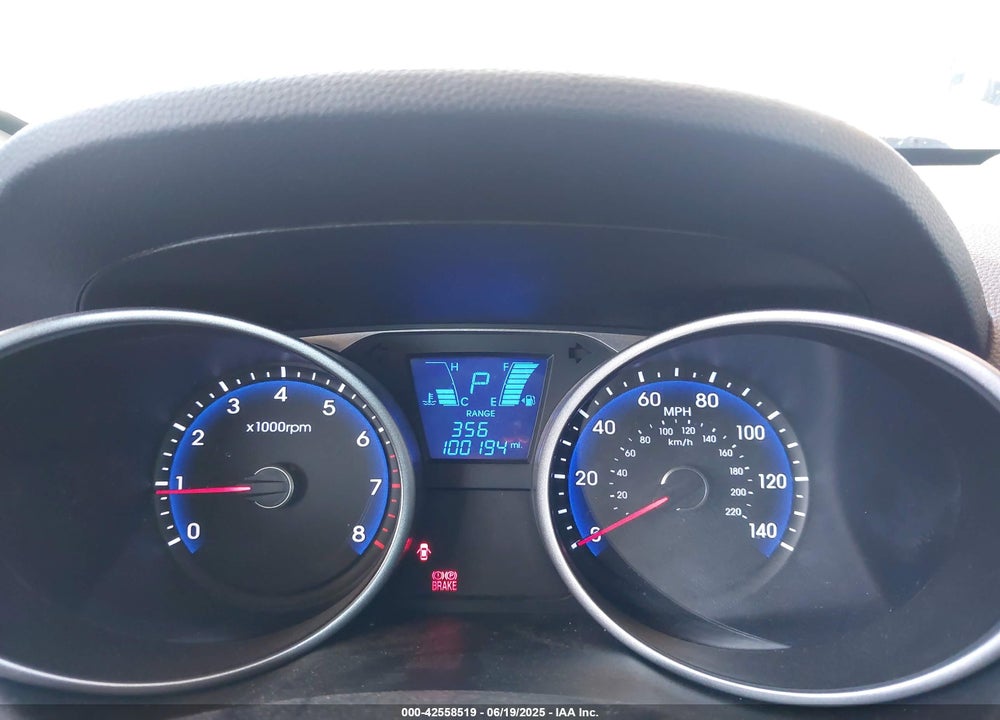 2014 HYUNDAI TUCSON VIN: KM8JU3AG5EU889380