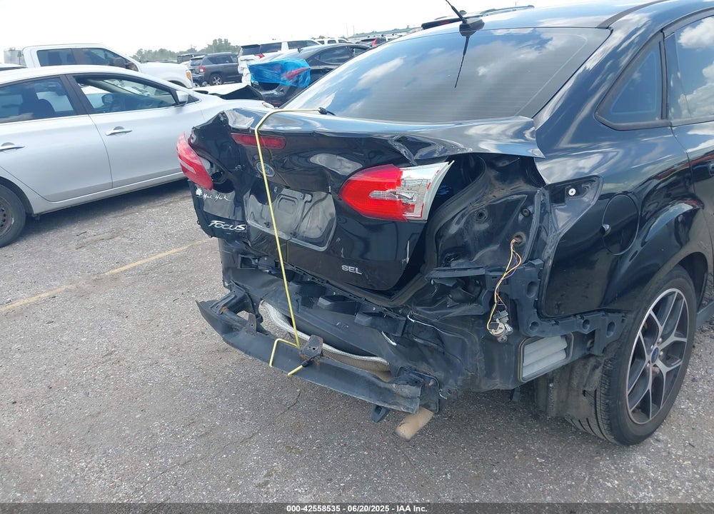 2017 FORD FOCUS VIN: 1FADP3H22HL303222