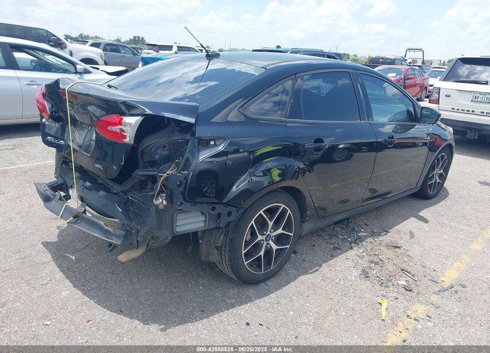 2017 FORD FOCUS VIN: 1FADP3H22HL303222
