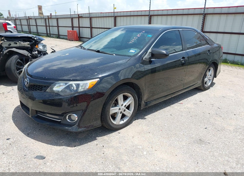 2013 TOYOTA CAMRY SE VIN: 4T1BF1FK4DU220824