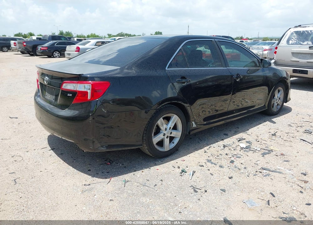 2013 TOYOTA CAMRY SE VIN: 4T1BF1FK4DU220824