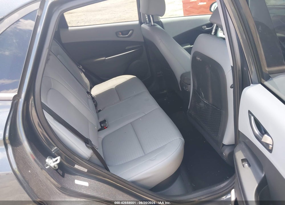 2020 HYUNDAI KONA VIN: KM8K33A53LU564746