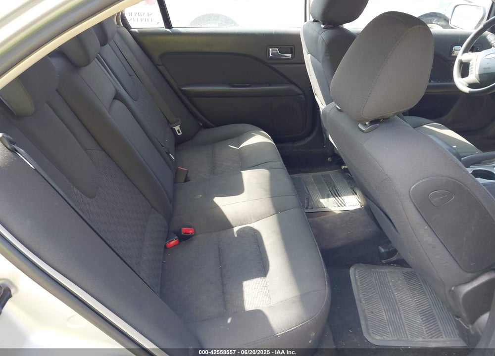 2010 FORD FUSION VIN: 3FAHP0HA9AR311560