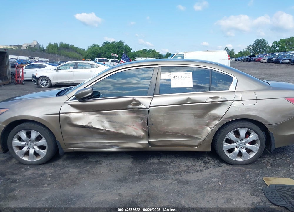 2010 HONDA ACCORD 2.4 LX VIN: 1HGCP2F33AA153460