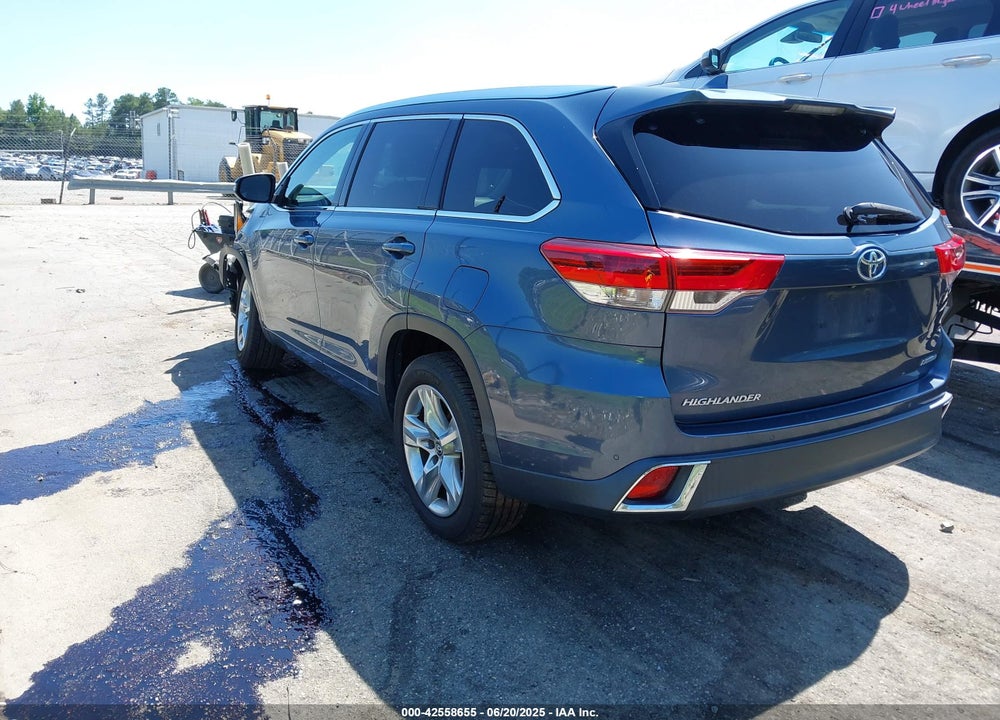 2017 TOYOTA HIGHLANDER VIN: 5TDYZRFH5HS211505