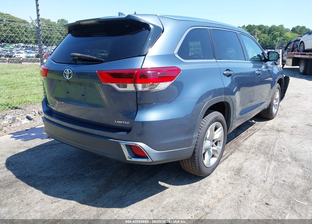 2017 TOYOTA HIGHLANDER VIN: 5TDYZRFH5HS211505