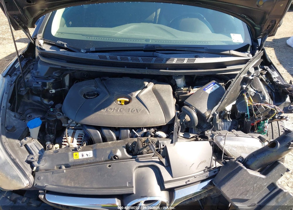 2014 HYUNDAI ELANTRA VIN: KMHDH4AEXEU078700